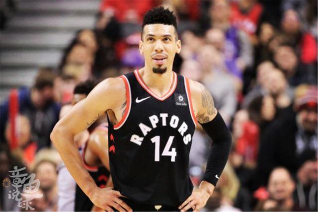 王睿泽22分青岛胜山东 崔晓龙19分江苏负宁波